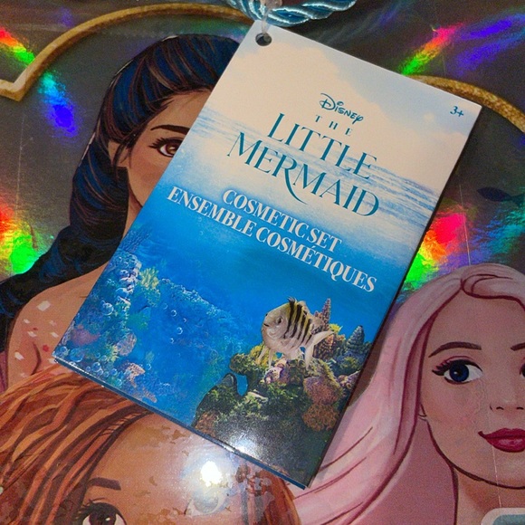 •DISNEY•BNWT "THE LITTLE MERMAID" LITTLE GIRL MAKE UP, COSMETICS, & BRUSH SET - Picture 5 of 7